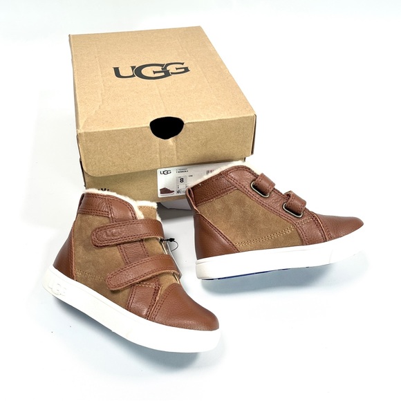 UGG Other - NEW! UGG T Rennon II toddler boots with velcro closure chestnut.